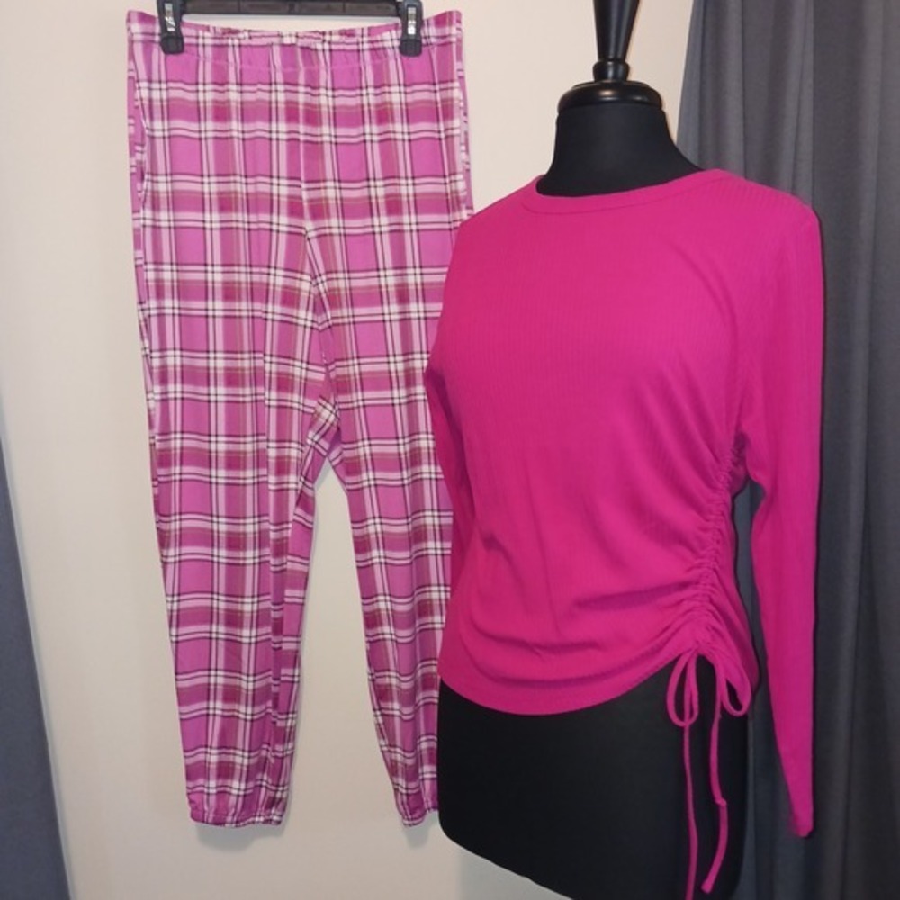 A New Day Hot Pink‎ Ribbed Ruched Top L Plaid Jogger M Pajama Set Pjs